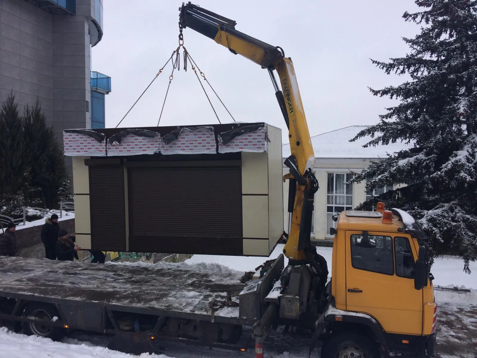 Евакуатор  Маніпулятор, спецтехніка