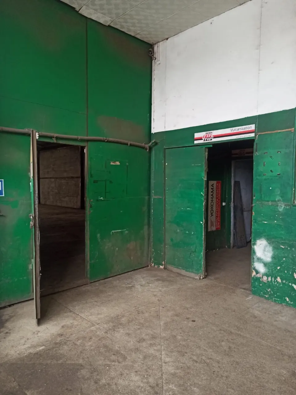 СТО Складський комплекс та вантажний шиномонтаж на в'їзді в Дніпро СТО Складський комплекс та вантажний шиномонтаж на в'їзді в Дніпро