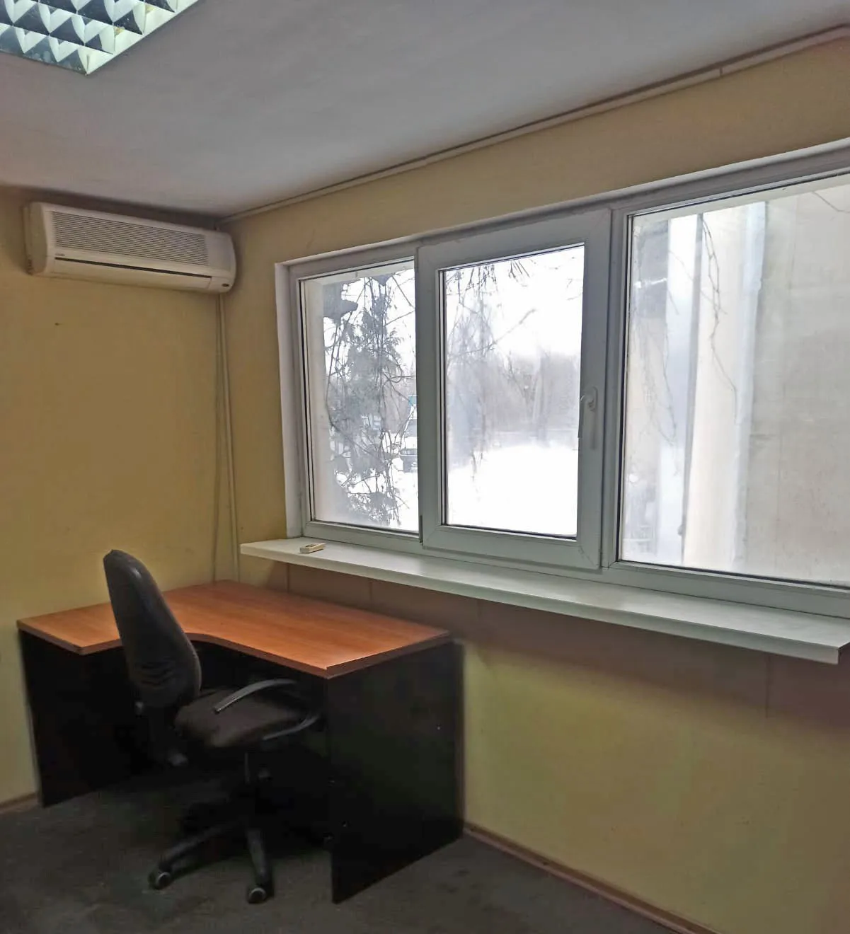 СТО Складський комплекс та вантажний шиномонтаж на в'їзді в Дніпро СТО Складський комплекс та вантажний шиномонтаж на в'їзді в Дніпро