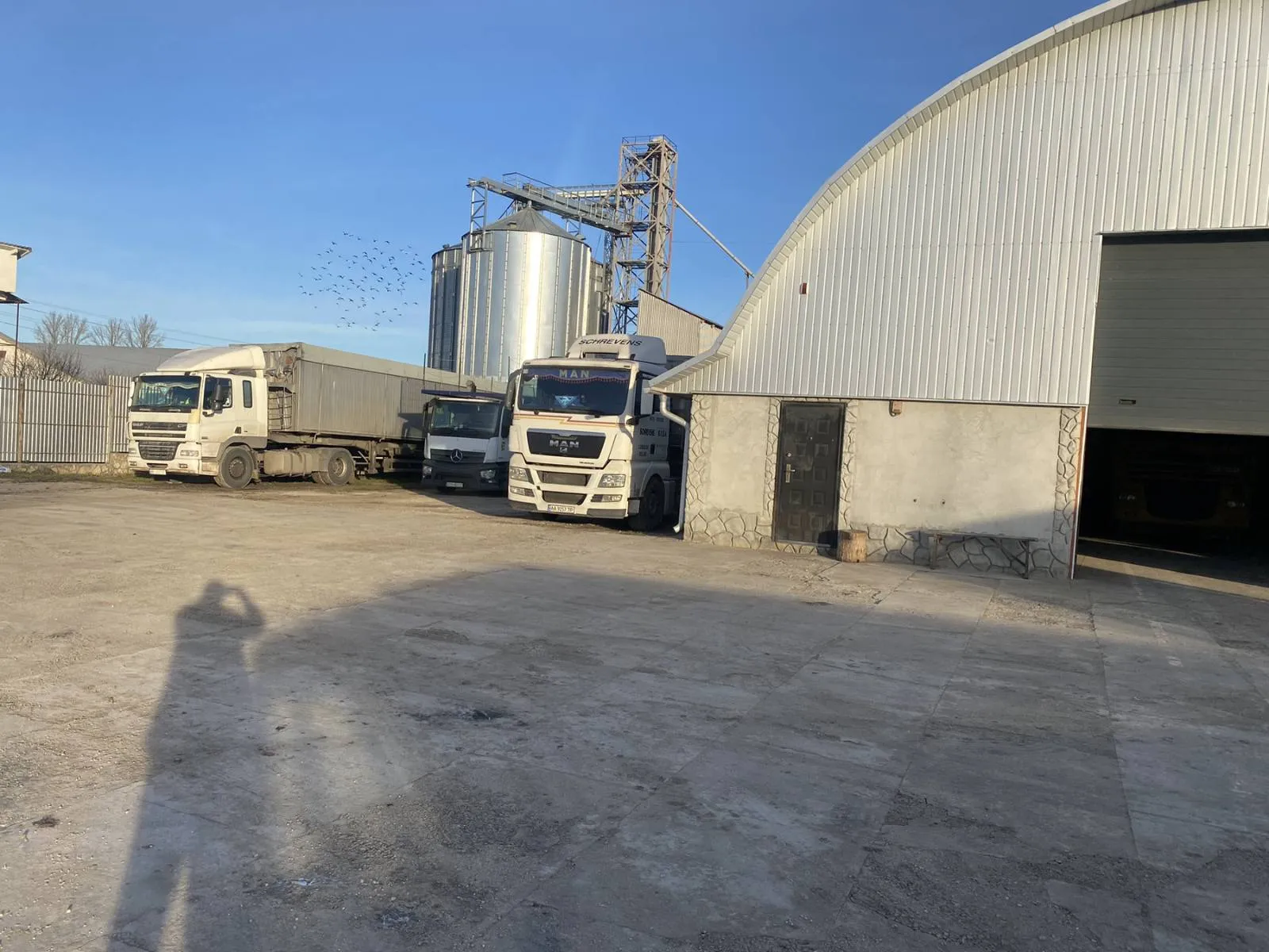 Евакуатор  Truck Service - евакуатор вантажних авто, автобусів