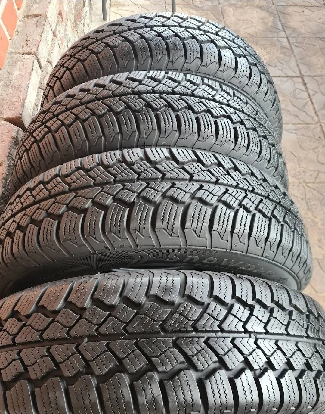 Шиномонтаж PIT-STOP Шиномонтаж PIT-STOP