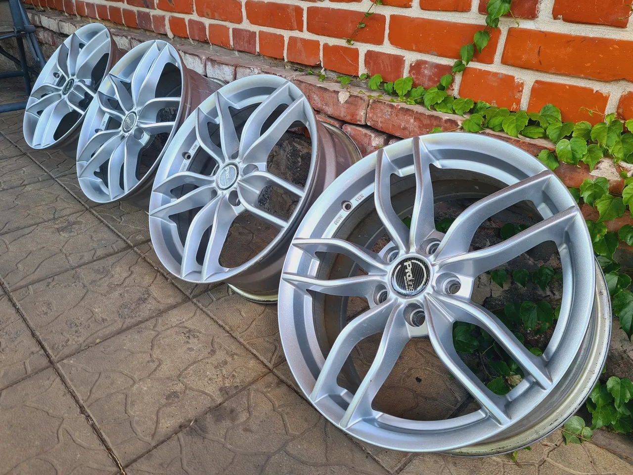 Шиномонтаж  PIT-STOP